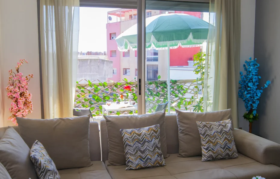 C106- Amazing and colourful 1 BR Aprt – Queen Bed