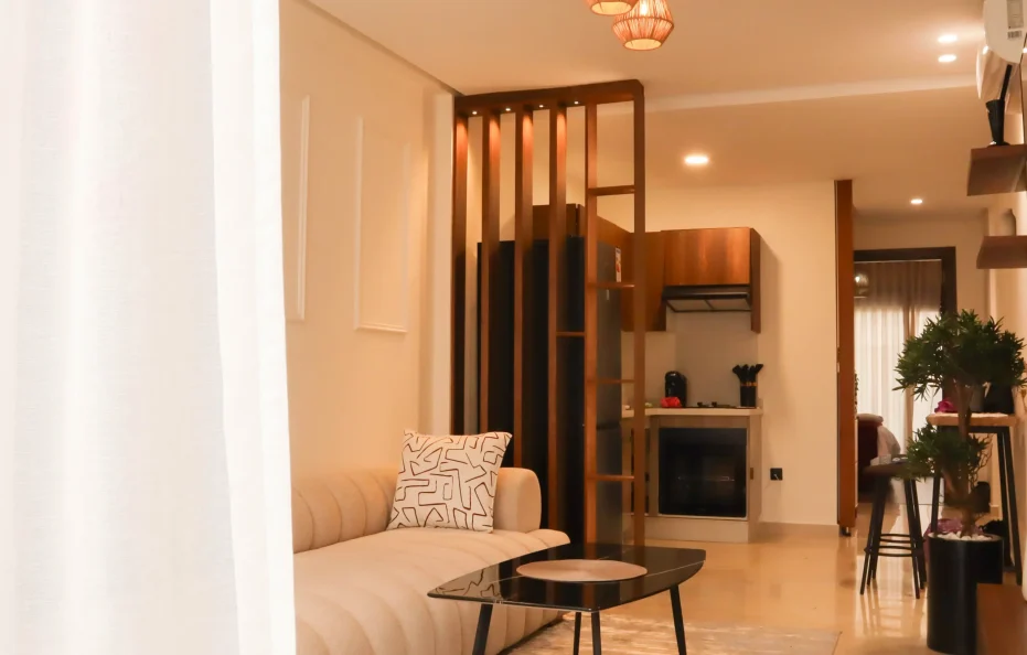 C113- Breathtaking Apt with Balcony, Wifi, Parking