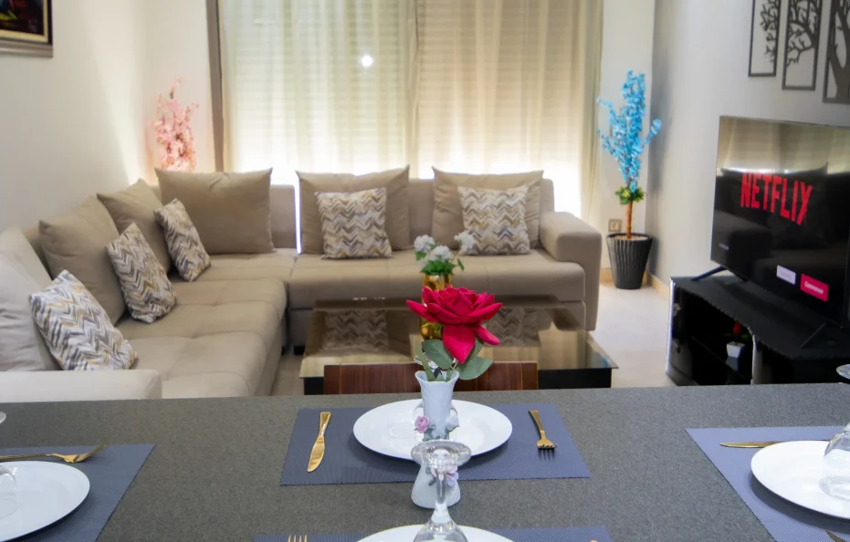 C106- Amazing and colourful 1 BR Aprt – Queen Bed