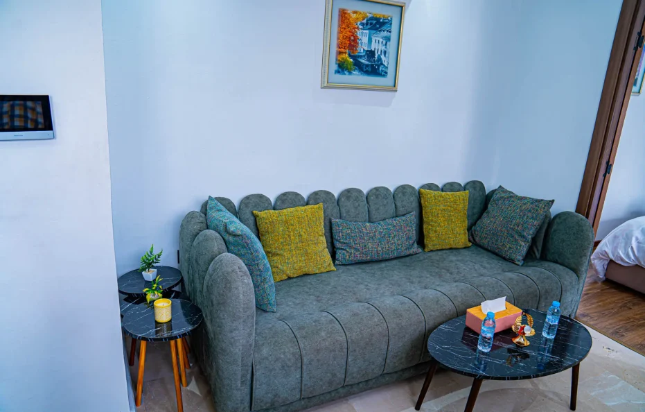 C102- Stylish and Functional 1 BR Apartment