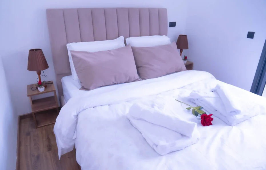 C102- Stylish and Functional 1 BR Apartment